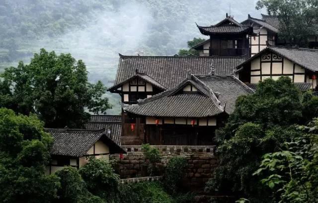 【12355青春自护·平安春节】石嘴山市青少年活动中心开展2024年寒假消防应急逃生演练